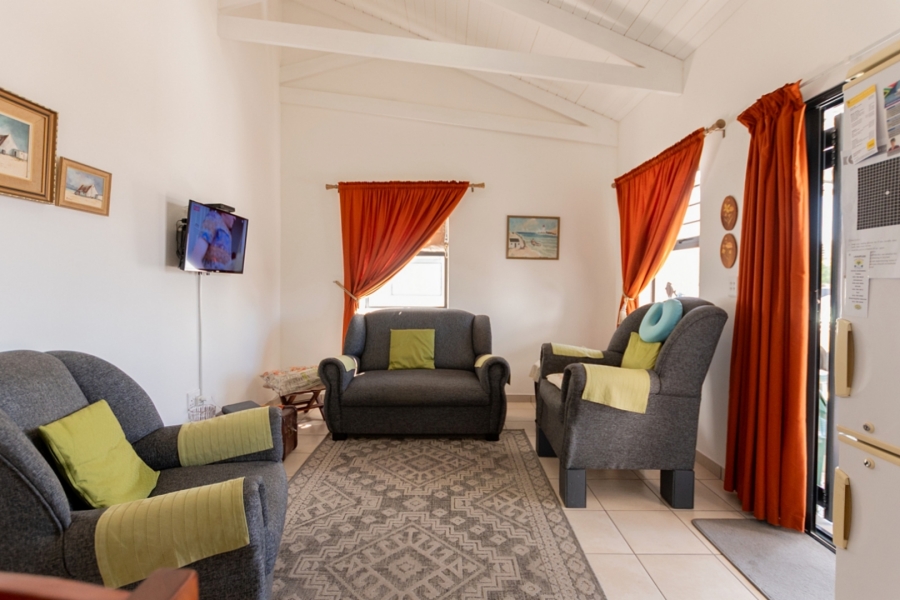 2 Bedroom Property for Sale in Laaiplek Western Cape
